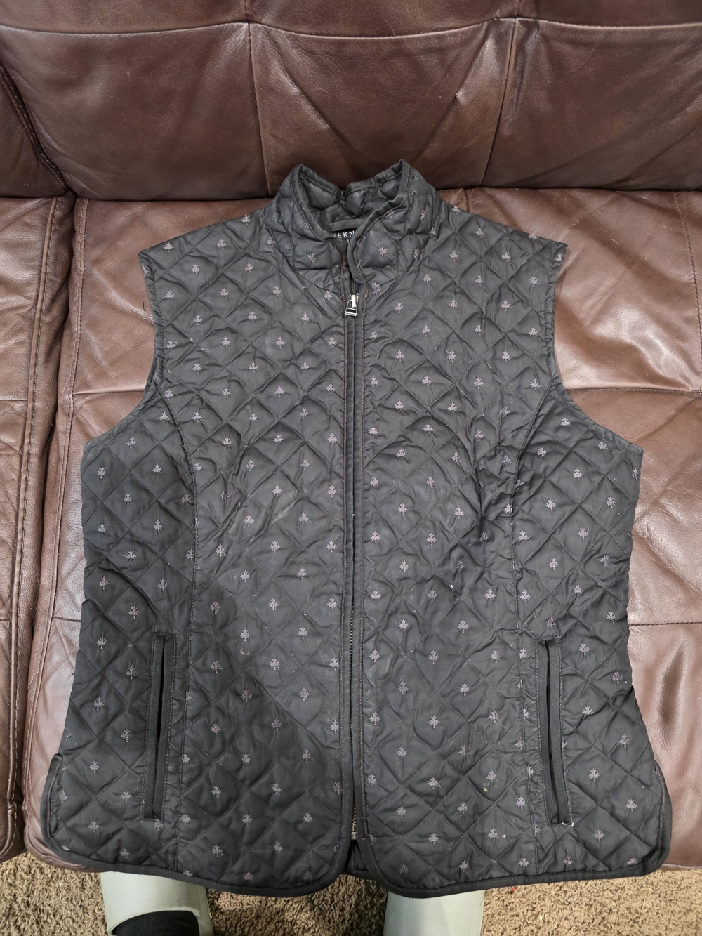 Bernardo Quilted Black Sleeveless Vest with Subtle Pattern